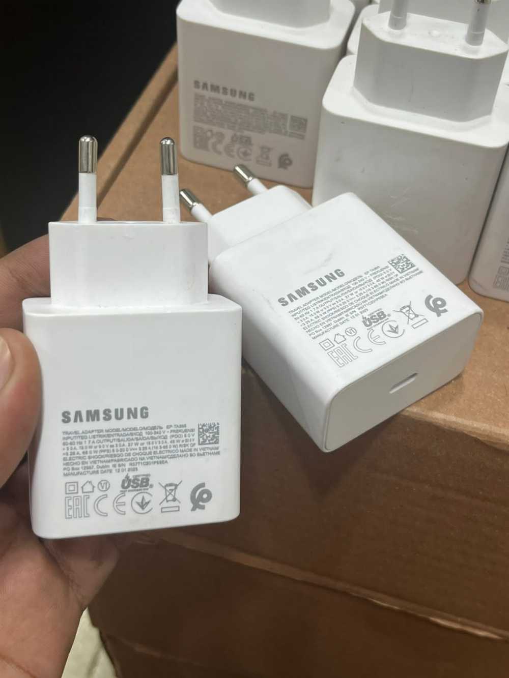 Samsung 65W PD Super Fast Charger | Type-C to Type-C Adapter | Original Design – Fast Charging for Phones, Tablets & Laptops